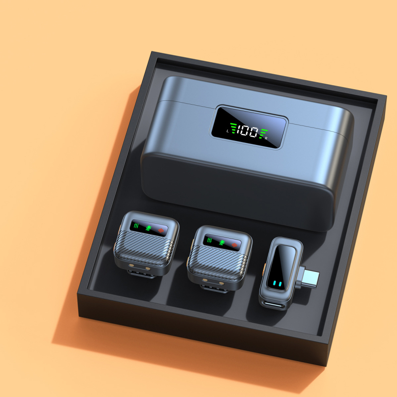 Lavaliera mikrofons tiešraidei, modelis B18, iebūvēta akumulatora jauda 300–500 mAh, frekvenču diapazons 20 Hz–20 kHz, SNR ≥70 dB, akumulatora darbības laiks 6–8 stundas