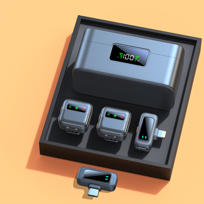 Lavaliera mikrofons tiešraidei, modelis B18, iebūvēta akumulatora jauda 300–500 mAh, frekvenču diapazons 20 Hz–20 kHz, SNR ≥70 dB, akumulatora darbības laiks 6–8 stundas