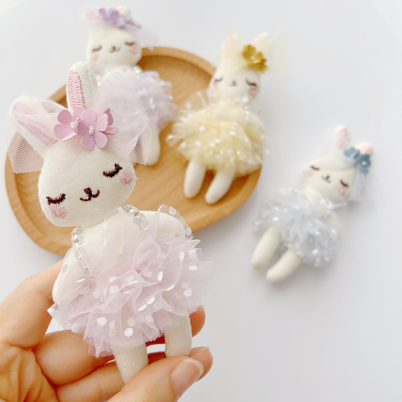 Izvezeni tekstilni broš s animacijskim životinjskim motivom, unisex dekoracija