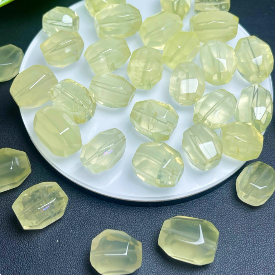 DIY dodaci za nakit • Prirodni kristal • Polirane kristalne perle s Totem uzorkom