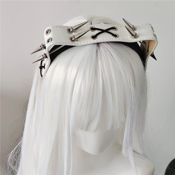 Аксесоар за глава: Сребърна диадема с пирони, форма на възел