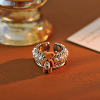 Karupoja kujuline kaelakee pärlketiga vasest sulamiga, kerge luksus stiil