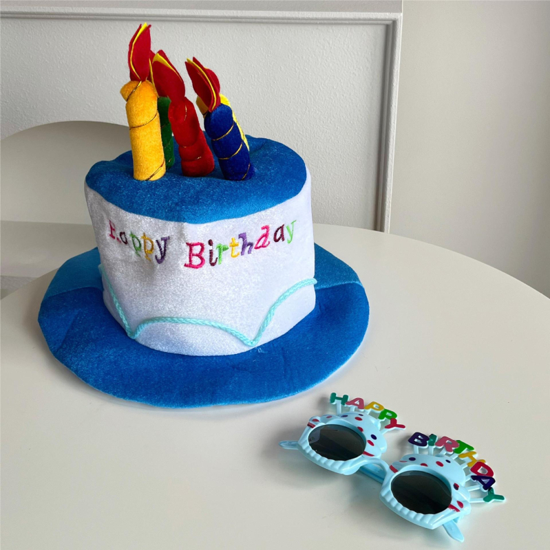 Шапка във формата на торта за рожден ден - платнена, ръчно изработена реквизит за партита и маскарад
