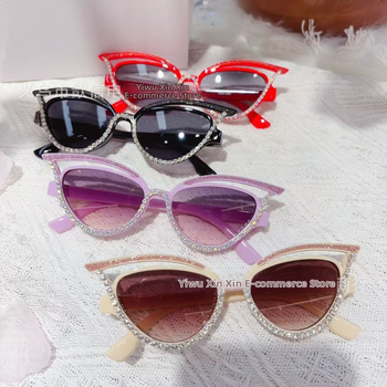 Laste päikeseprillid täisraamiga, PC läätsed ja raam, UV400 kaitse, kategooria 3 peegelpeeglid, mittepolaarne, väljaandmine 2025. aasta sügisel