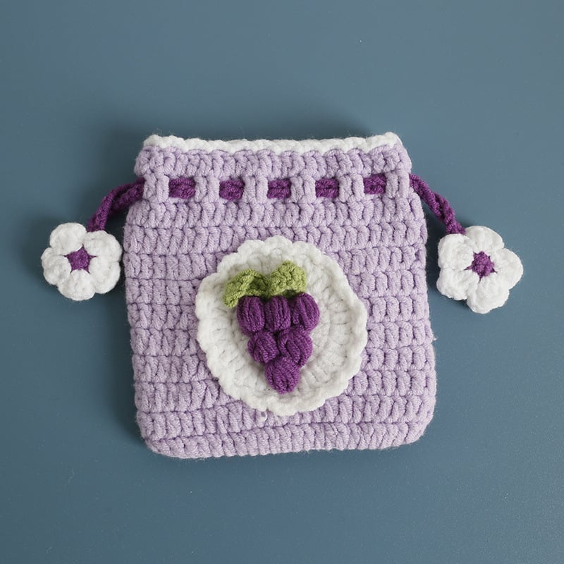 Вълнен монетник с плоден мотив, 1 сгъвка, стил свеж и сладък, лято 2025