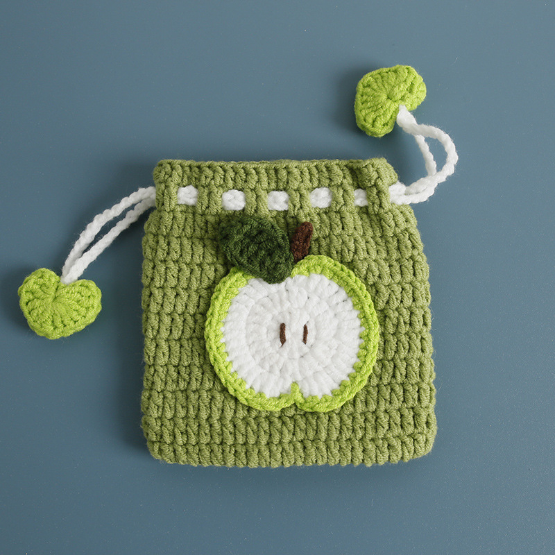 Вълнен монетник с плоден мотив, 1 сгъвка, стил свеж и сладък, лято 2025