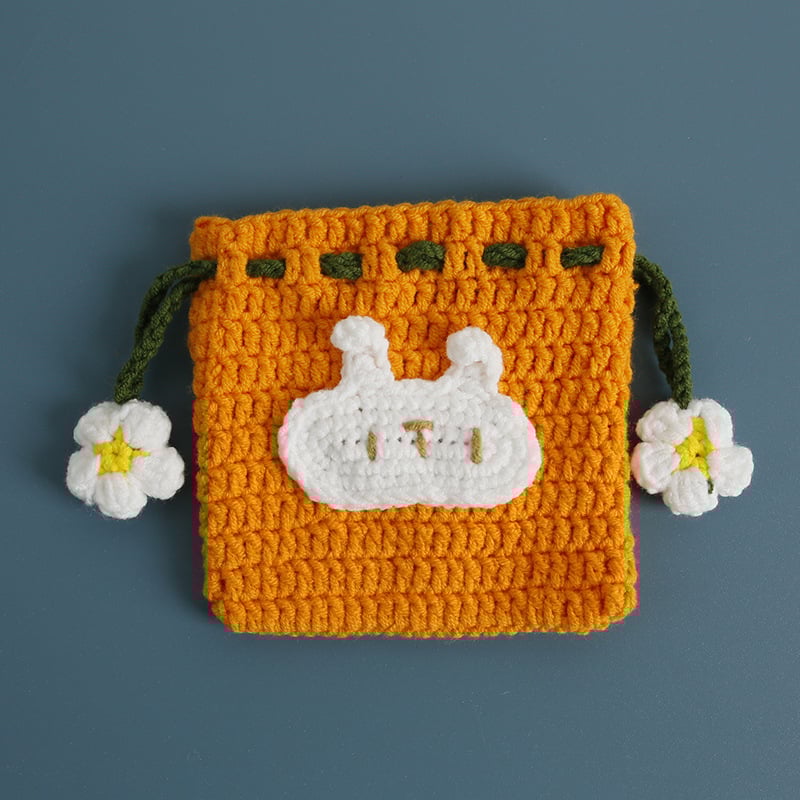 Вълнен монетник с плоден мотив, 1 сгъвка, стил свеж и сладък, лято 2025