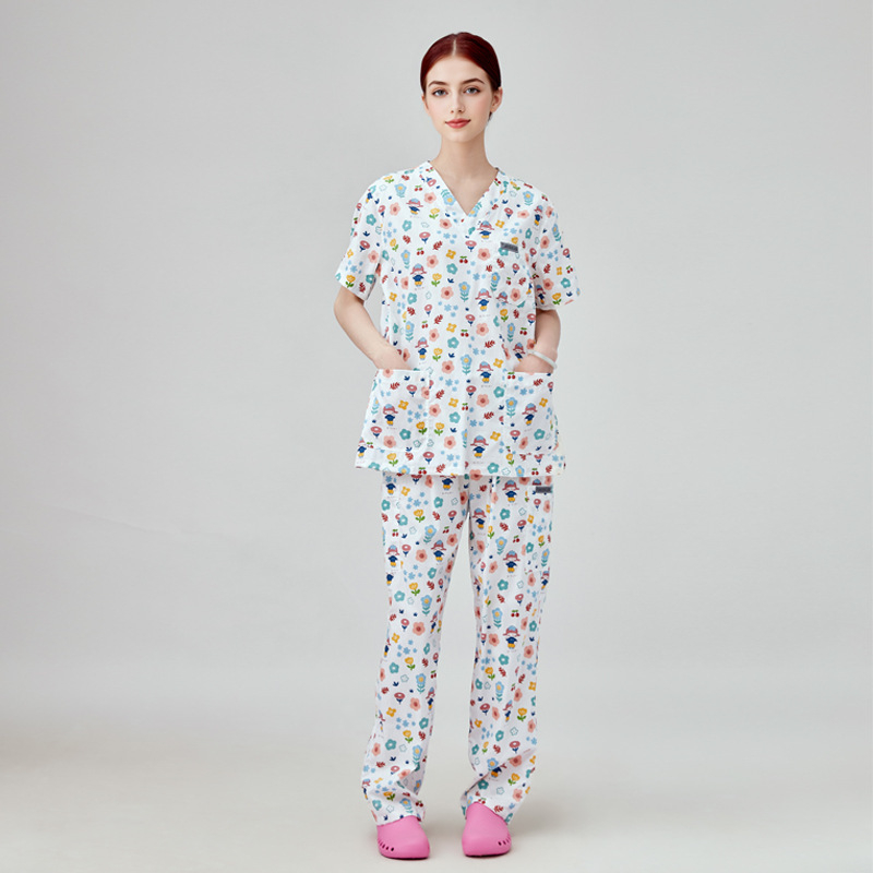 Operācijas zāles apģērbu komplekts, universāls divu daļu komplekts, īsām piedurknēm, vidēja garuma 65–80 cm, Chenille audums ar 80–90% poliesteru, mitrumu novadīt