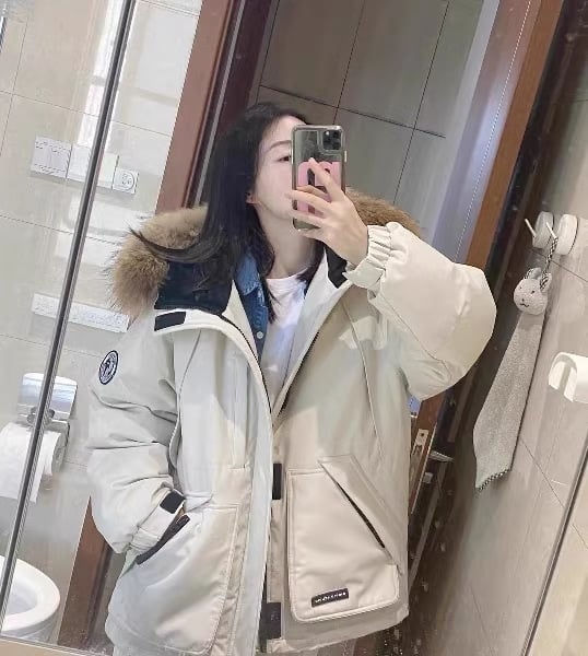 Američki retro parka s odvajanjem lažne krzno, pamučna jakna, zima 2025, za manje veličine