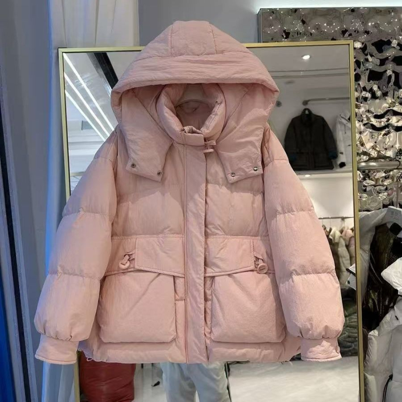 Ženska kratka puffer jakna, zima 2025, korejski stil, opuštena silueta, topla s kapuljačom