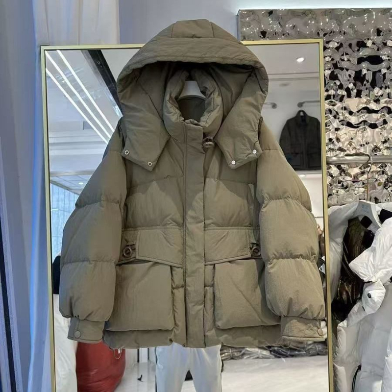 Ženska kratka puffer jakna, zima 2025, korejski stil, opuštena silueta, topla s kapuljačom