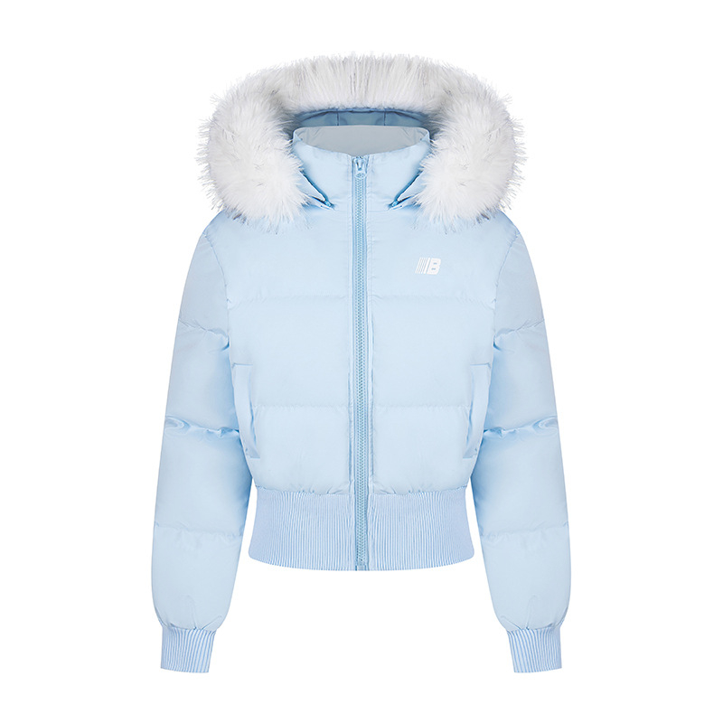 Pamut kabát prémes gallérral és kapucnival, derékban szűkített szabás, középhosszú, vastag poliészter anyag, cipzáros záródás