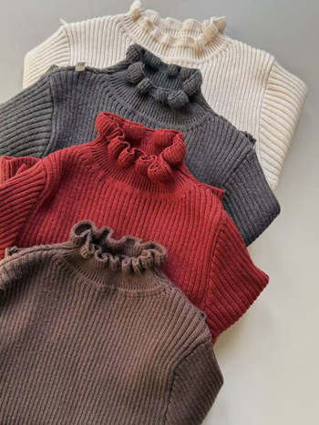 Dječji pulover u korejskom stilu, polu-visoki ovratnik, dugi rukavi, debeli pleteni materijal