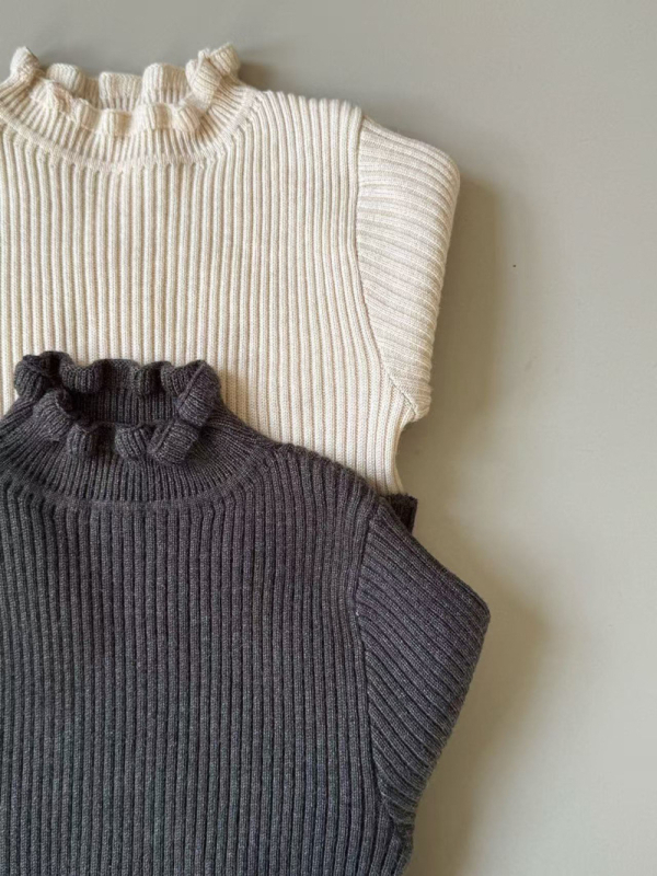 Dječji pulover u korejskom stilu, polu-visoki ovratnik, dugi rukavi, debeli pleteni materijal