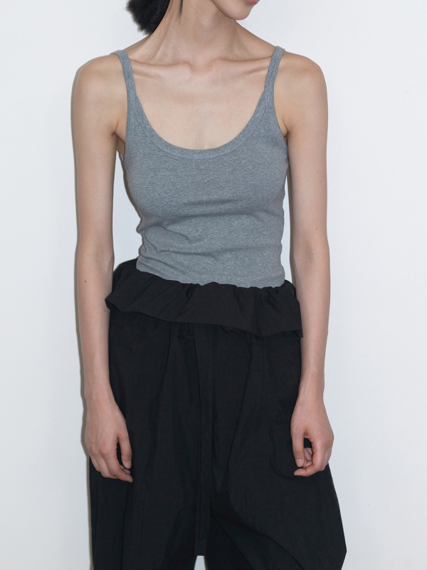 Damski pamučni top s U-izrezom, slim fit, casual stil, 80–90% pamuka, duljina 50–65 cm