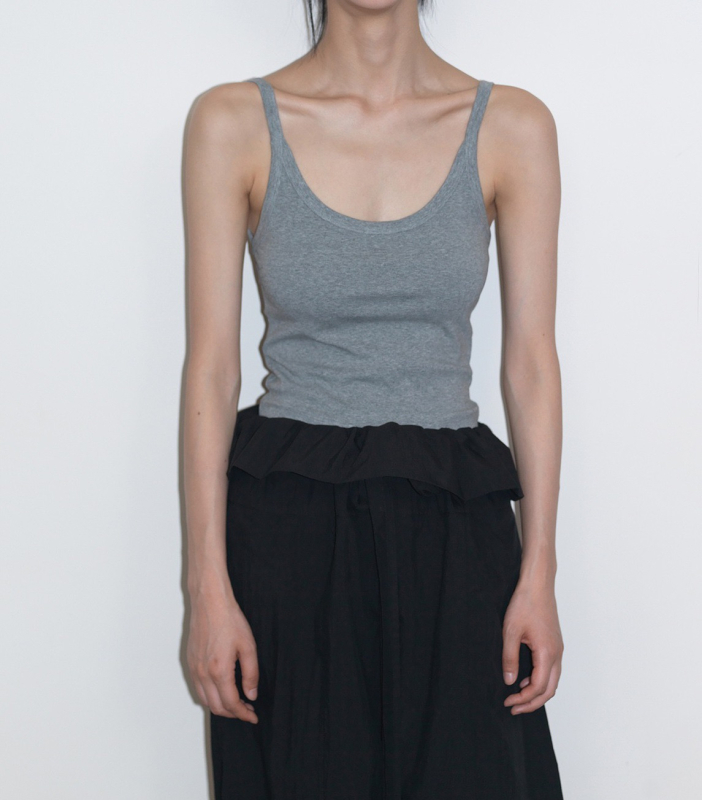 Damski pamučni top s U-izrezom, slim fit, casual stil, 80–90% pamuka, duljina 50–65 cm