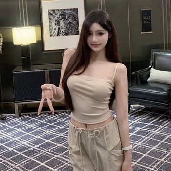 Nylon cami s čipkom i pamukastim jastučićem, sling stil, sadržaj glavnog materijala 70–80%, gustoća tkanine 181–200 g/m²