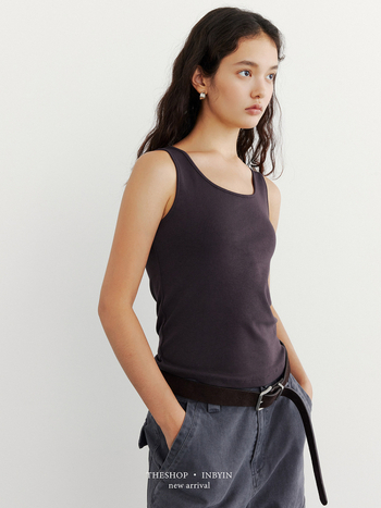 Kamisol za bazni sloj s U-izrezom - uski kroj, bez rukava, za žene; rayon s poliestrom 30–50% i nylon <30%
