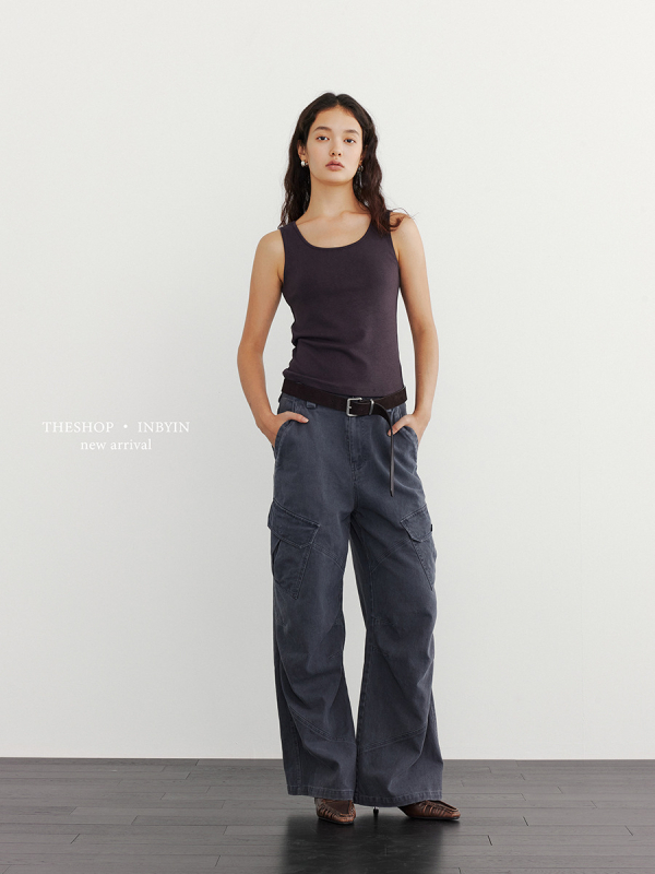 Kamisol za bazni sloj s U-izrezom - uski kroj, bez rukava, za žene; rayon s poliestrom 30–50% i nylon <30%