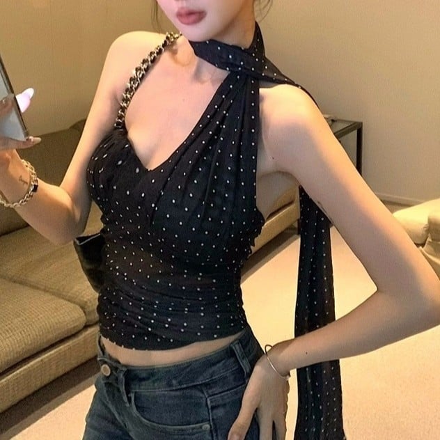 Halterneck camisole su taškuotais – rayon audinys, sudėtis 50–70%, stilius: krūtinės apsivynimas, miesto stilius; tinka visiems sezonams, išleidimas 2025 m. ruduo