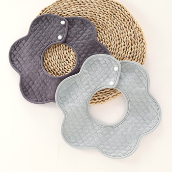 Bebina baveta od pamuka s vodootpornim slojem i čipkastim rubom, uzorci: životinje, jednobojni ili s točkicama, za djecu 0–3 godine