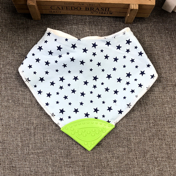 Pamut baba etető kendő, háromszög alakú, nedvszívó, harapás-zsebbel, 0-6 év