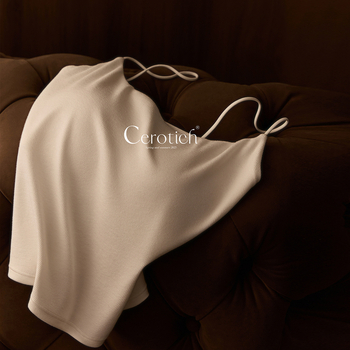 Cerotich medvilninė kamisolė su įmontuotomis krūties pagalvėlėmis, sling stilius, plonas audinys