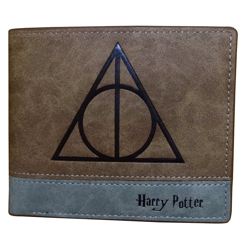 Lühike bi-fold PU nahast rahakott, millel on Survey Corps logo ja Wing of Liberty motiiv, värviblokk disain; anime muster; vooder sünteetilise nahaga; linna minimalistlik stiil.