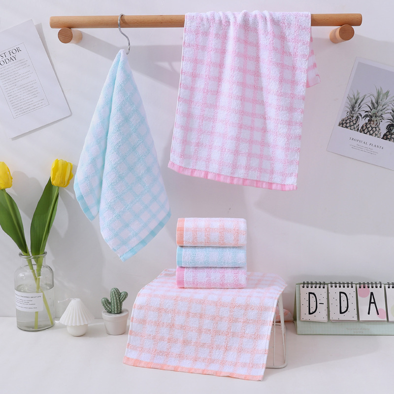 Παιδική πετσέτα από 100% βαμβάκι, Jacquard με καρό σχέδιο, ελαφριά κάτω από 50 g, μαλακή και απορροφητική