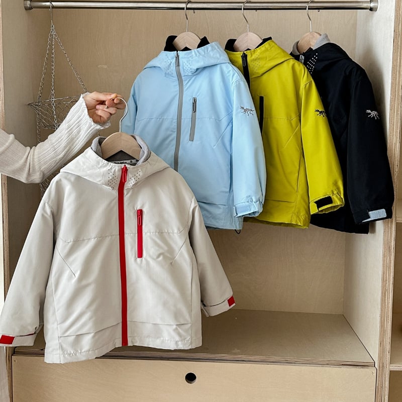 Bērnu 3-1 jaka ar flisa iekšpusi, noņemams divdaļīgs komplekts, ūdensizturīgs 5000mm, vēja izturīgs ar kapuci, 7–12 gadi, rudens 2025