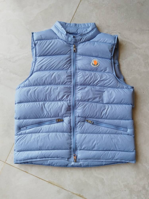 Жилет с U-образна яка, едноцветен, с свободна кройка, зима 2023, полиестерна тъкан 95%+