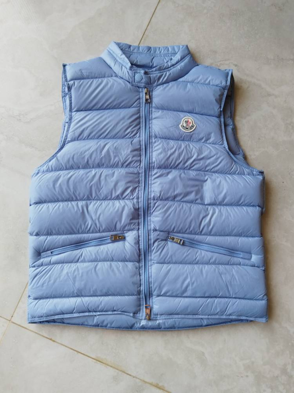 Жилет с U-образна яка, едноцветен, с свободна кройка, зима 2023, полиестерна тъкан 95%+