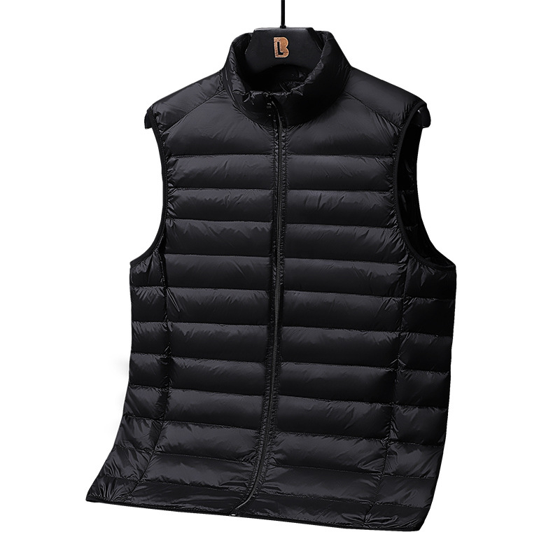 Vīriešu viegls pūka prslēgs – bez piedurknēm, augsta apkakle, rāvējslēdzējs, pildījums: pīļu pūka, ārējais materiāls: poliesters, iekšējā odas: poliester, ziemai