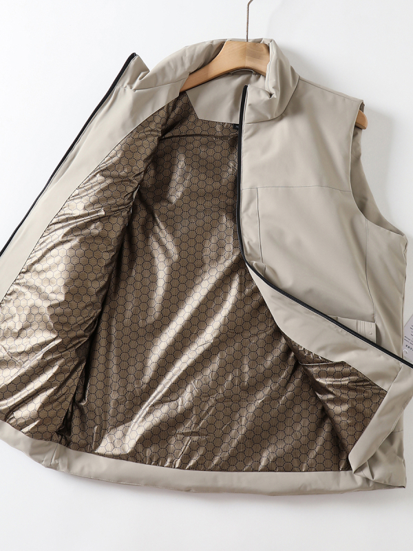 Corduroy jaka ar balta zosu spalvu pildījumu, ārējais audums no polipropilēna, kapuci, stāvošs apkakle, vienkrāsaina