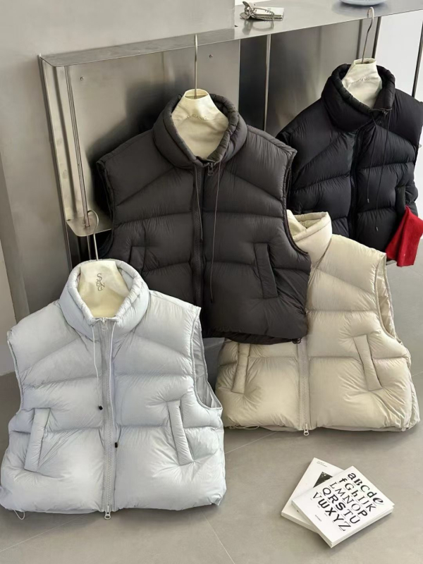 Ženska vesta s vanjskim najlonskim slojem, debela izolacija, punilo od patke perja 86-90%, prednji zip, stojeći ovratnik, casual japansko-korejski stil