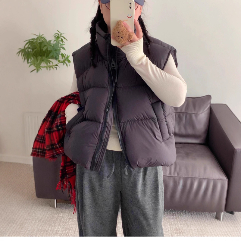 Ženska vesta s vanjskim najlonskim slojem, debela izolacija, punilo od patke perja 86-90%, prednji zip, stojeći ovratnik, casual japansko-korejski stil