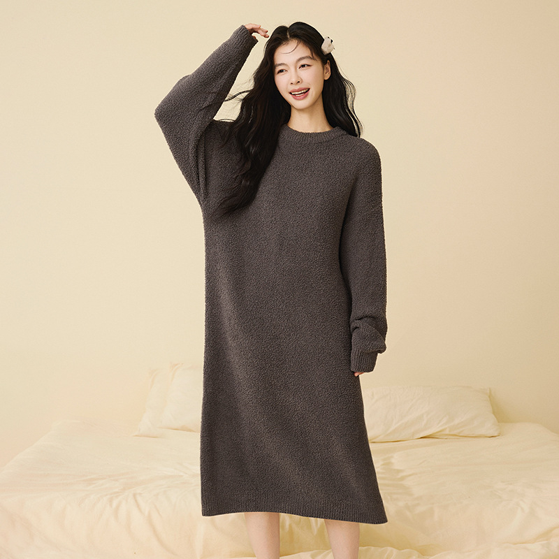 Γυναικείο νυχτερινό φόρεμα από μισό βελούδο, 100% πολυεστέρας, παχύ, μακριά φούστα