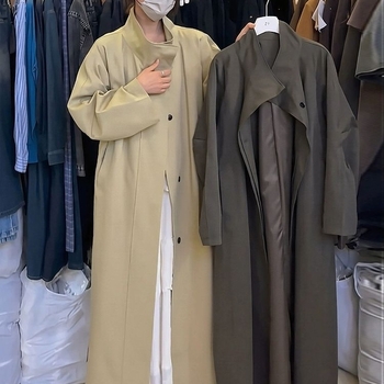 Ženski windbreaker srednje duljine s stojećim ovratnikom i reverom, za proleće i jesen, korejski stil, opušten kroj, kaiš za struk, britanski stil