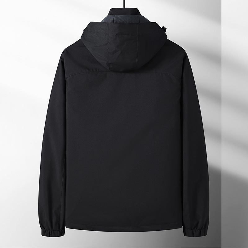 Vyrų softshell striukė, vėją laidanti ir atspari vandeniui, su gobtuvu, užtrauktuku, poliesterio išorė ir poliesterio pamušalas