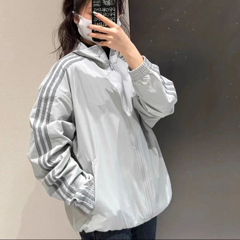 Unisex sportinė striukė vėjuotoms sąlygoms su Firebird išsiuvinėjimu ir trimis juostomis, ilgos rankovės, Lycra-Spandex 11% audinys, bambuko pluošto pamušalas