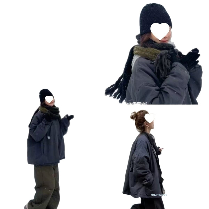 Chenille audinio švarkas su stovinčia apykakle – laisvas siluetas, ilgos rankovės, vidutinio ilgio (65–80 cm), 90–95% Spandex