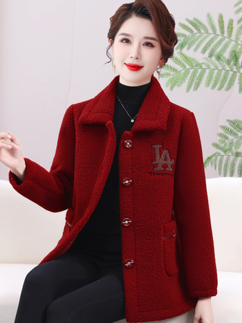 Зимно палто с поларена подплата за зрели жени – дебел стил shearling, плюс размер, ежедневен дизайн (Поларена подплата; Нейлон 50–70%; Полиестер ≤30%; Стил: японско/корейски свободен стил; Дължина: 50–65 см)