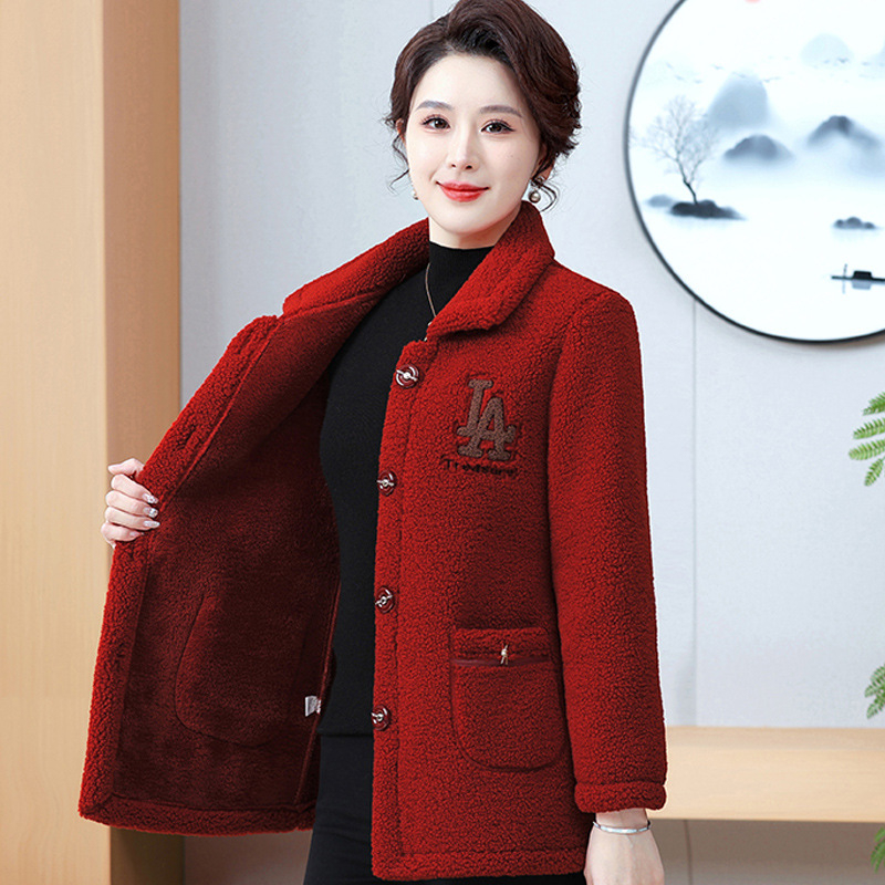 Зимно палто с поларена подплата за зрели жени – дебел стил shearling, плюс размер, ежедневен дизайн (Поларена подплата; Нейлон 50–70%; Полиестер ≤30%; Стил: японско/корейски свободен стил; Дължина: 50–65 см)