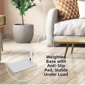 Grīdas statīvs mājas novērošanai ar 360° rotējošu galvu, metāla rāmis ar smidzināšanas pārklājumu, piemērots iekštelpu uzraudzībai.