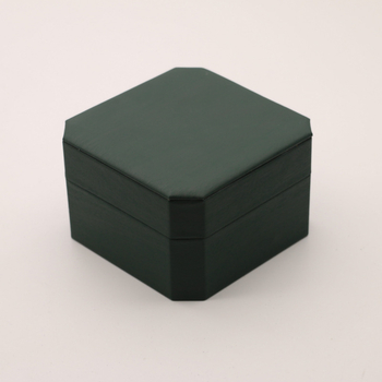 Square Garden cutie octagonală din PU leather pentru ceas, cu capac rabat, finisaj lemn, interior PU, depozitare bijuterii