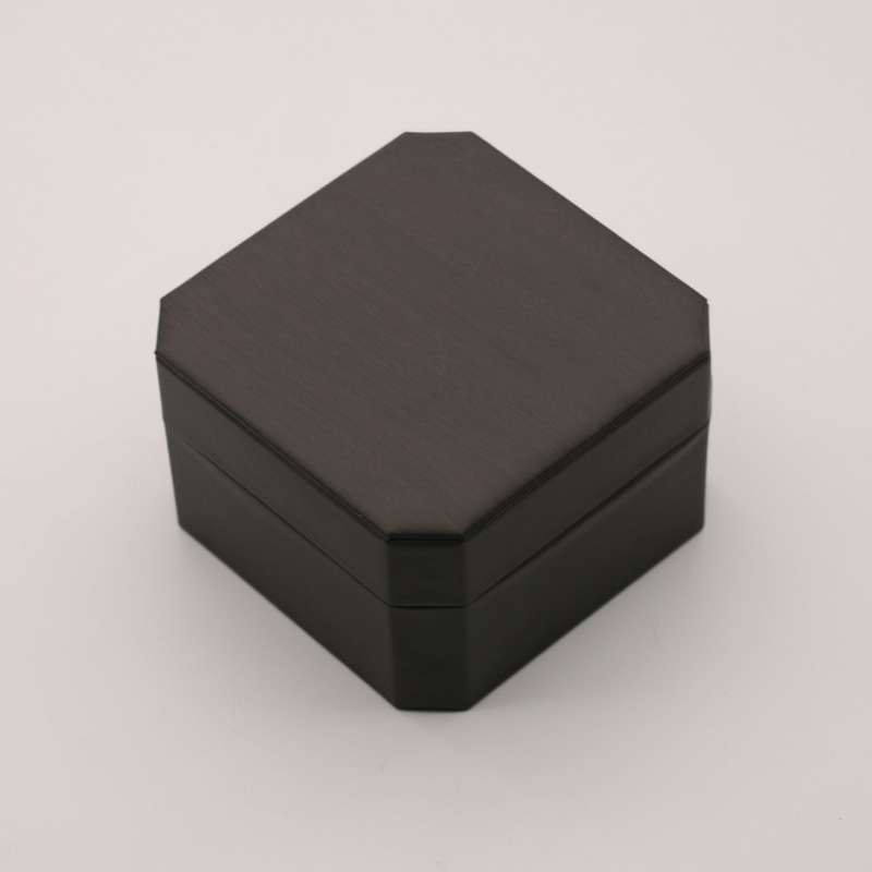 Square Garden cutie octagonală din PU leather pentru ceas, cu capac rabat, finisaj lemn, interior PU, depozitare bijuterii