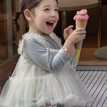 Комплект от три части за момичета: памучен топ с дълъг ръкав, пола с презрамки и панталони; едноцветен, мек памук; за възраст 3–8 години