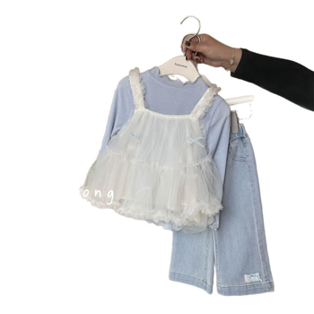 Комплект от три части за момичета: памучен топ с дълъг ръкав, пола с презрамки и панталони; едноцветен, мек памук; за възраст 3–8 години