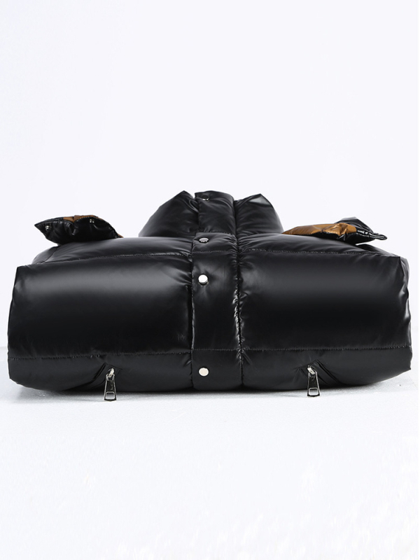 Geacă de puf pentru bărbați, în stil european – robustă, ultra-încăpătoare, cu cinci compartimente și finisaj lucios; umplutură 800; conținut puf 85–90%; glugă; guler detașabil; rezistent la frig de -50°C până la -20°C