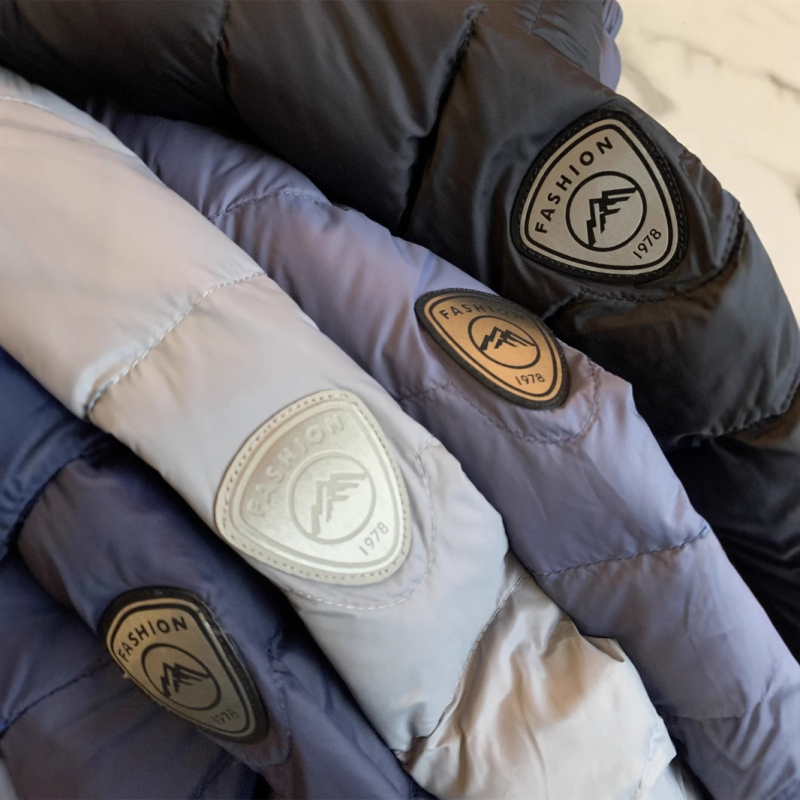 Muška puffer jakna, lagana, sa stojećim ovratnikom, za vanjsku upotrebu (down filling, 50% content, fluffiness 550, cold protection -5°C to 0°C, thin)